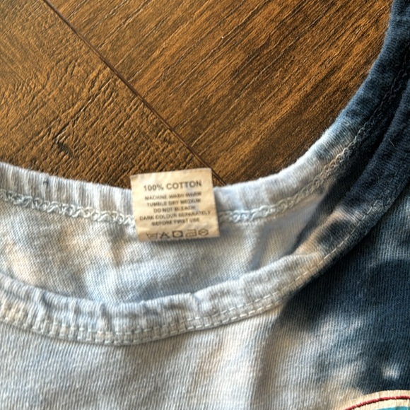 Size large vintage, black hills, tie-dye blue tank - Picture 2 of 4